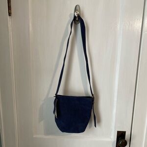 Navy small suede bucket bag